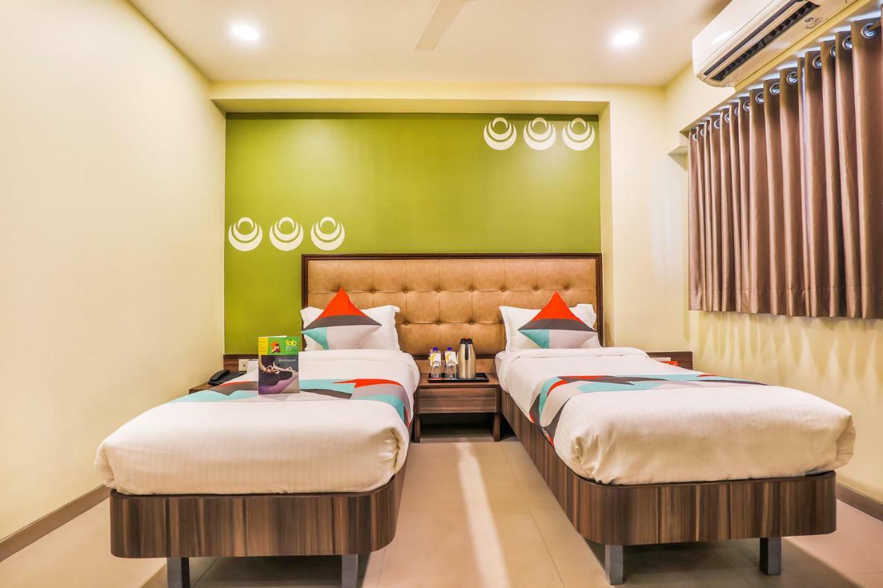 Fabhotel Landmark Residency - Nr Midc Turbhe Turambhe Esterno foto